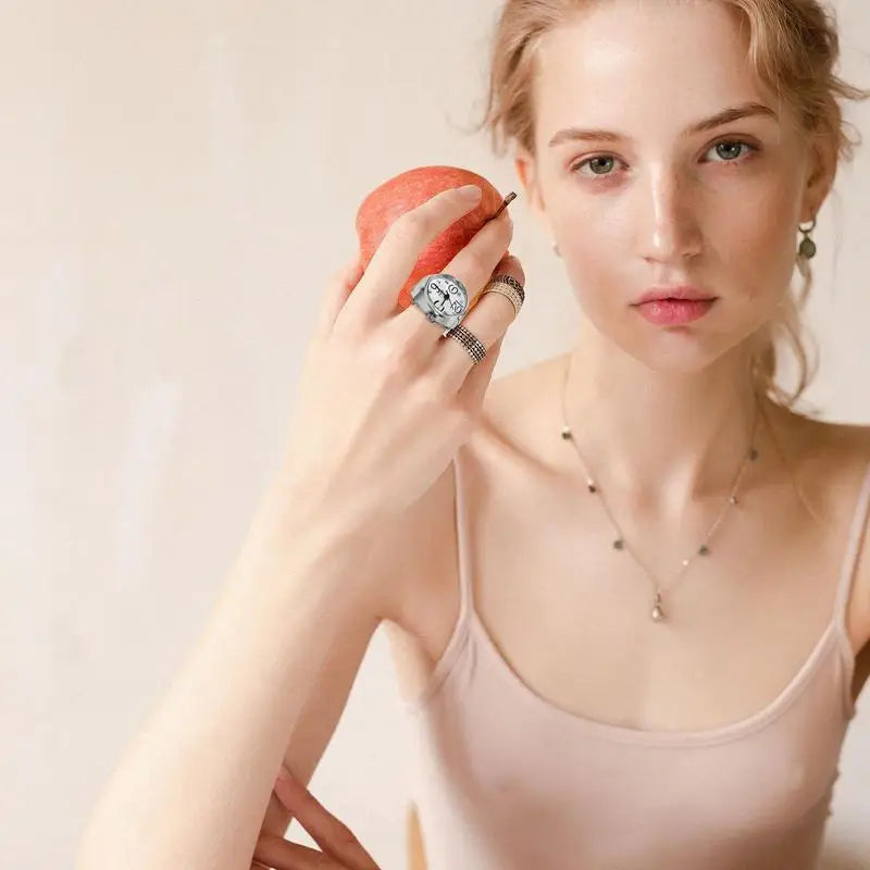 Vintage Rings Punk Finger Watch for Women Mini Elastic Strap Watches